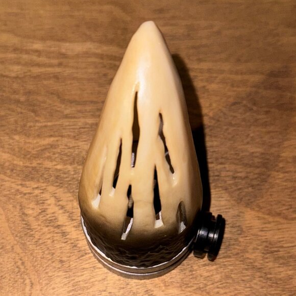 Star Wars Galaxy's Edge Savi's Elemental Nature Rancor Tooth Lightsaber Scrap - Picture 1 of 3